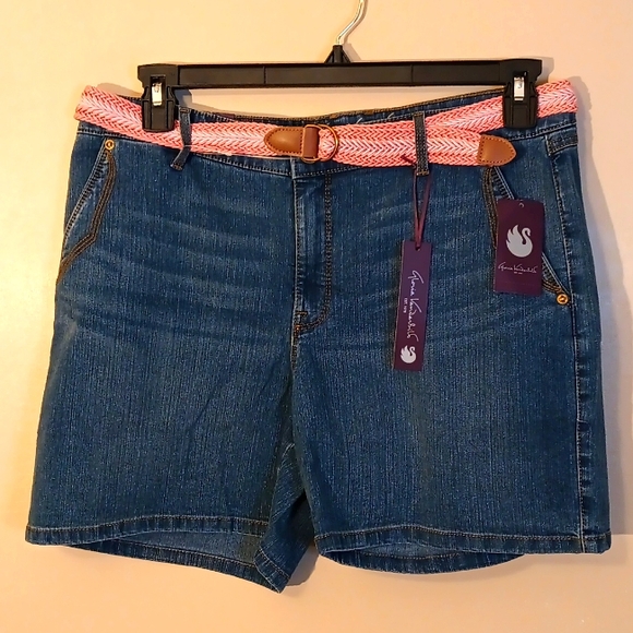 Gloria Vanderbilt Pants - Gloria Vanderbilt Blue Denim Shorts with Pink Belt